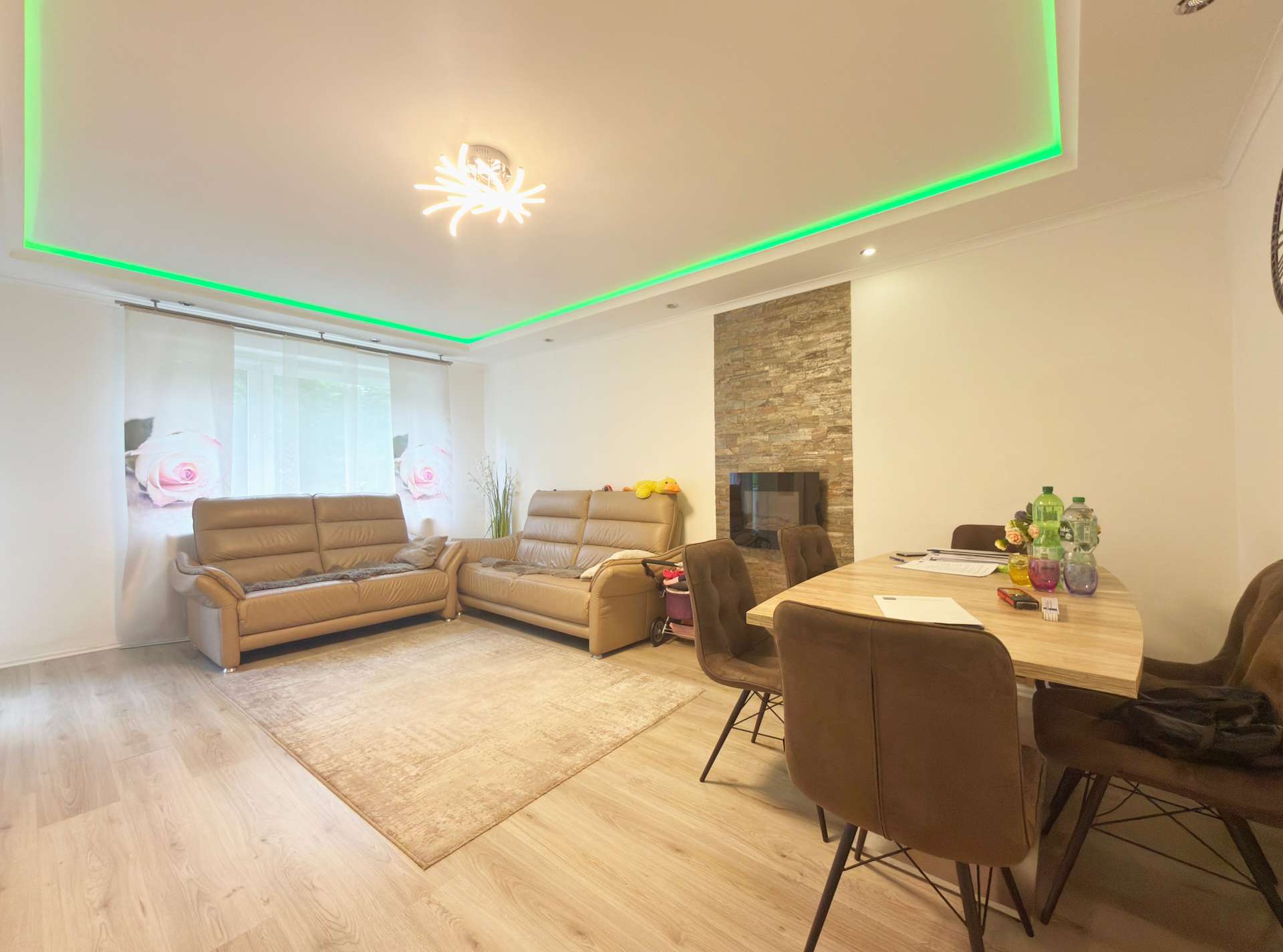 Wohnzimmer – Helle Eigentumswohnung mit Loggia, Bremen