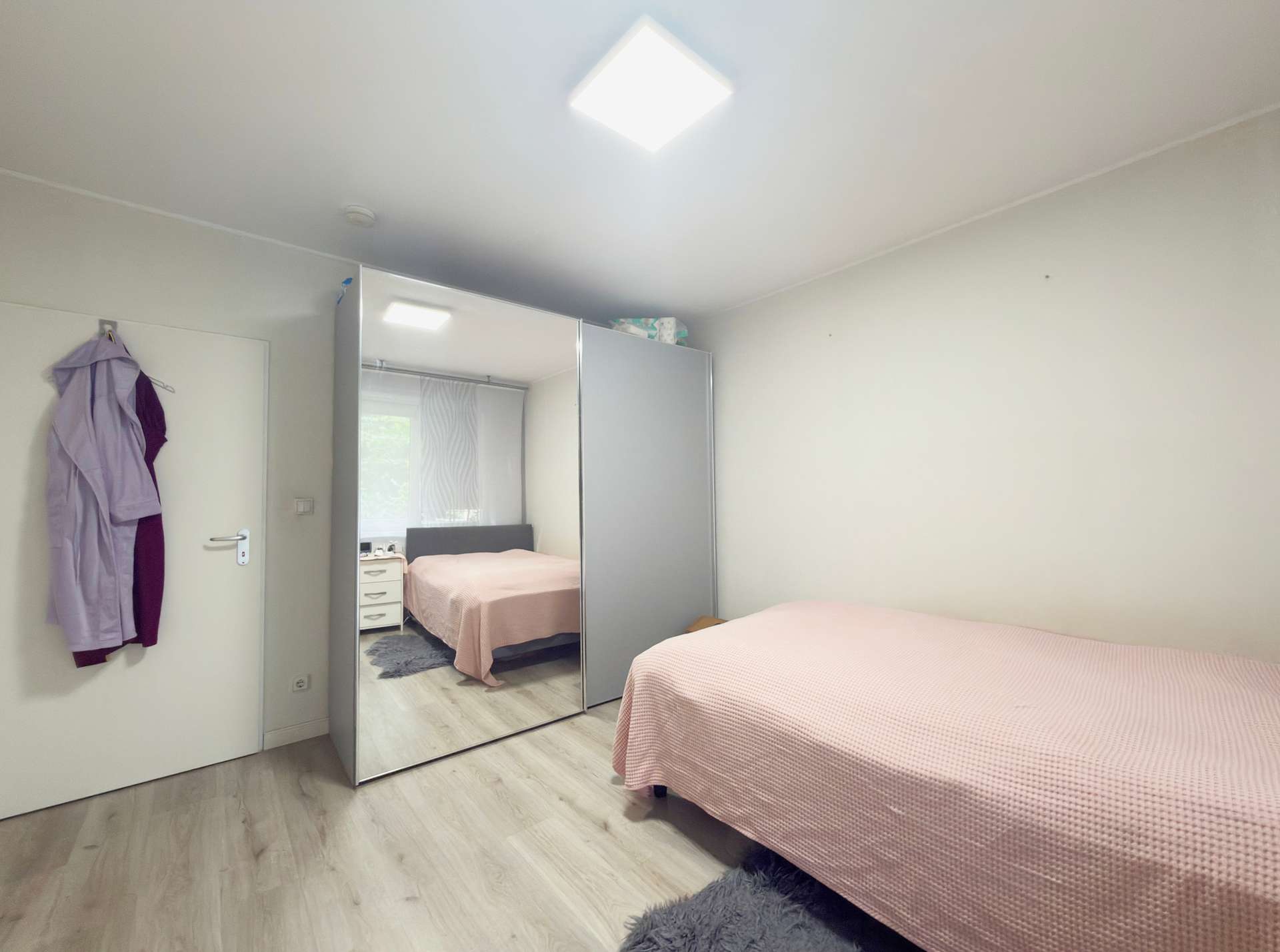 Schlafzimmer – Helle Eigentumswohnung mit Loggia, Bremen