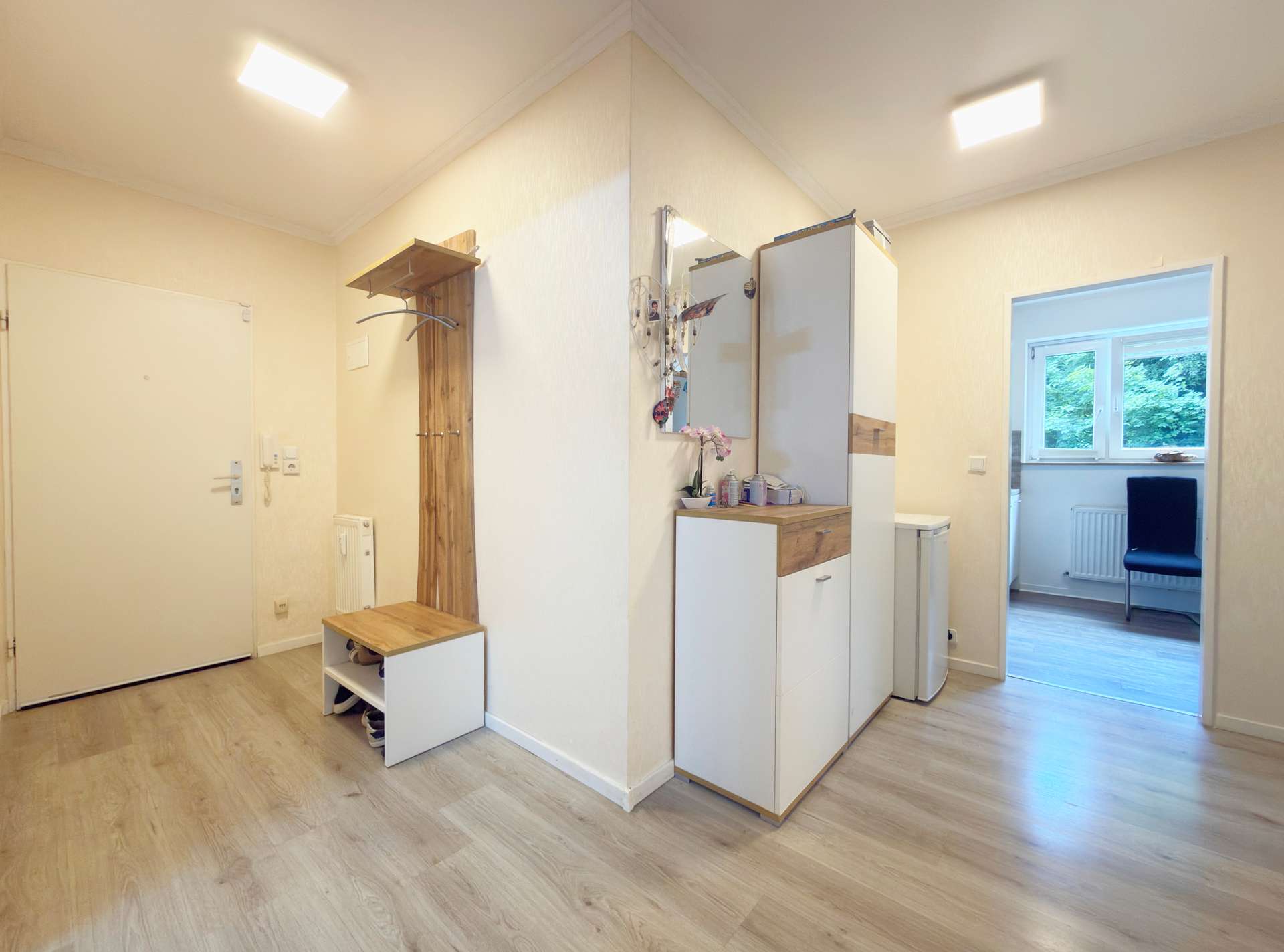Flur – Helle Eigentumswohnung mit Loggia, Bremen