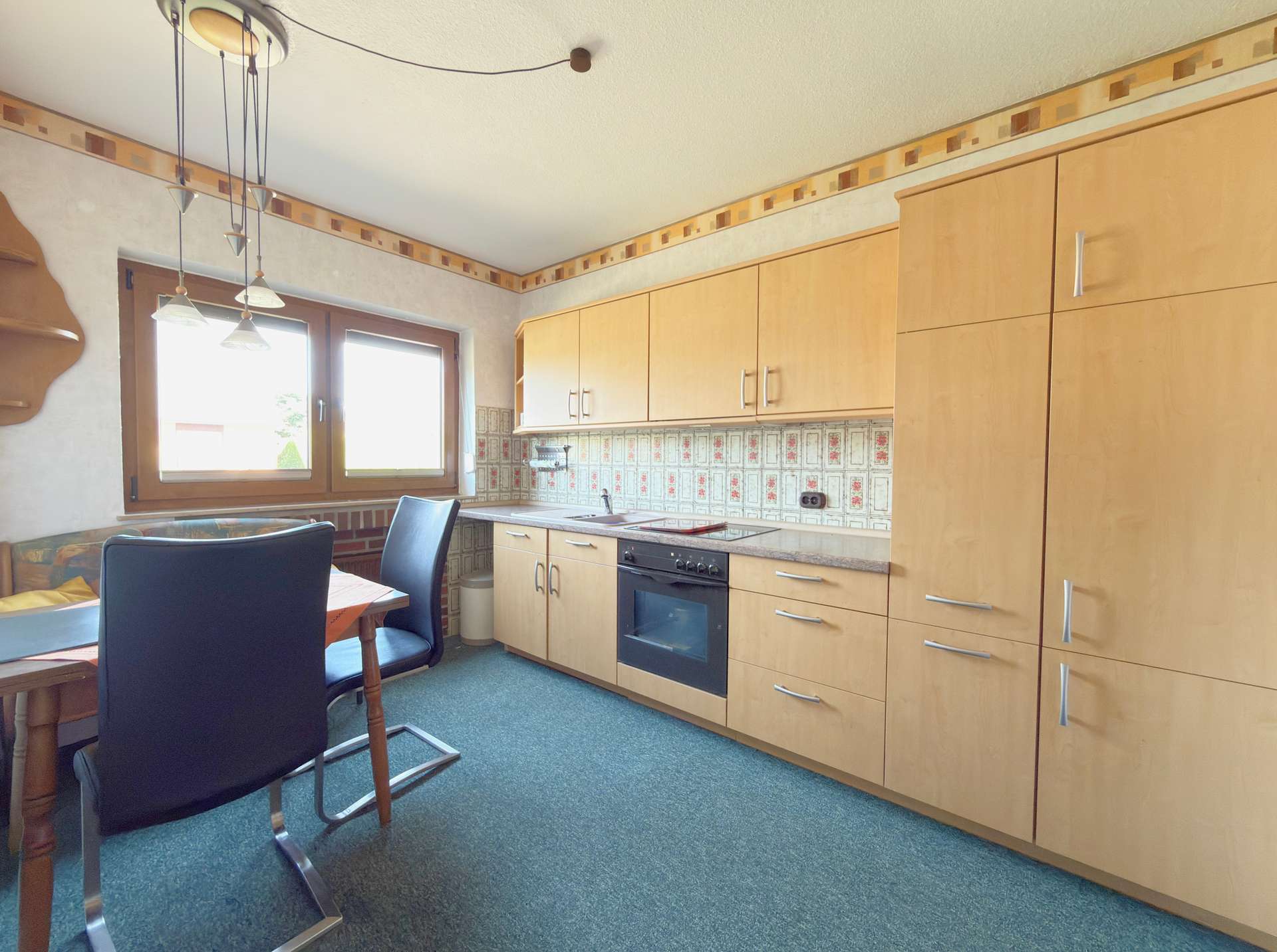 Küche – Freistehendes Einfamilienhaus mit Garten und Garage, Lemwerder