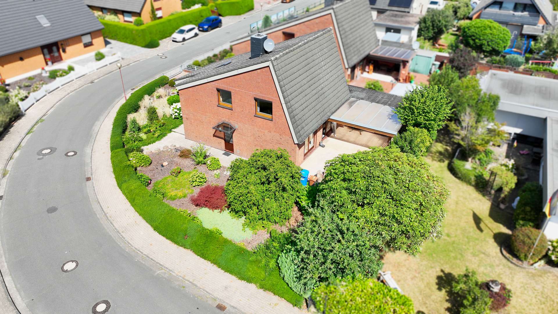 Außenansicht – Freistehendes Einfamilienhaus mit Garten und Garage, Lemwerder