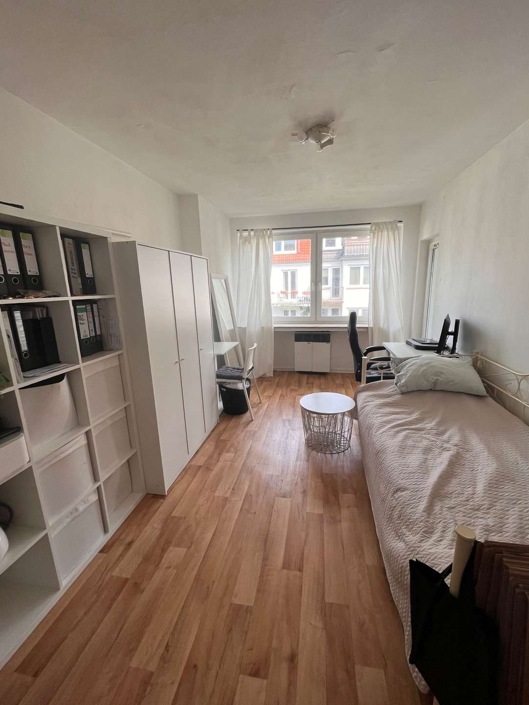 1-Zimmer Wohnung mit Loggia in zentraler Lage