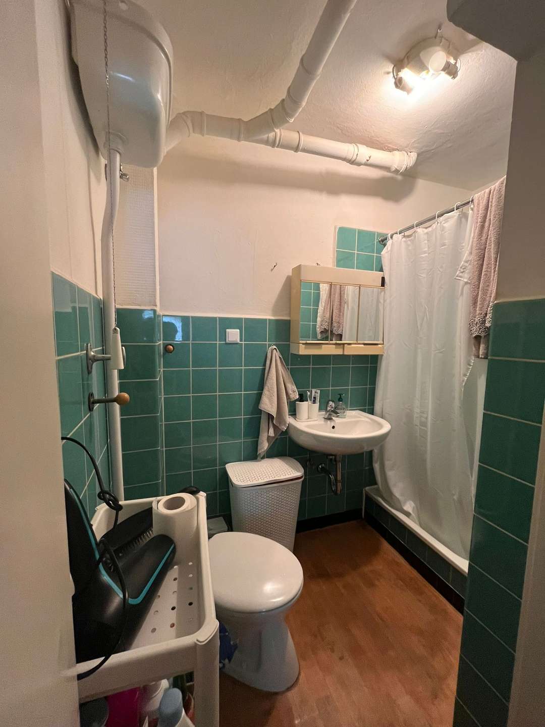 Bad – 1-Zimmer Wohnung mit Loggia in zentraler Lage, Bremen