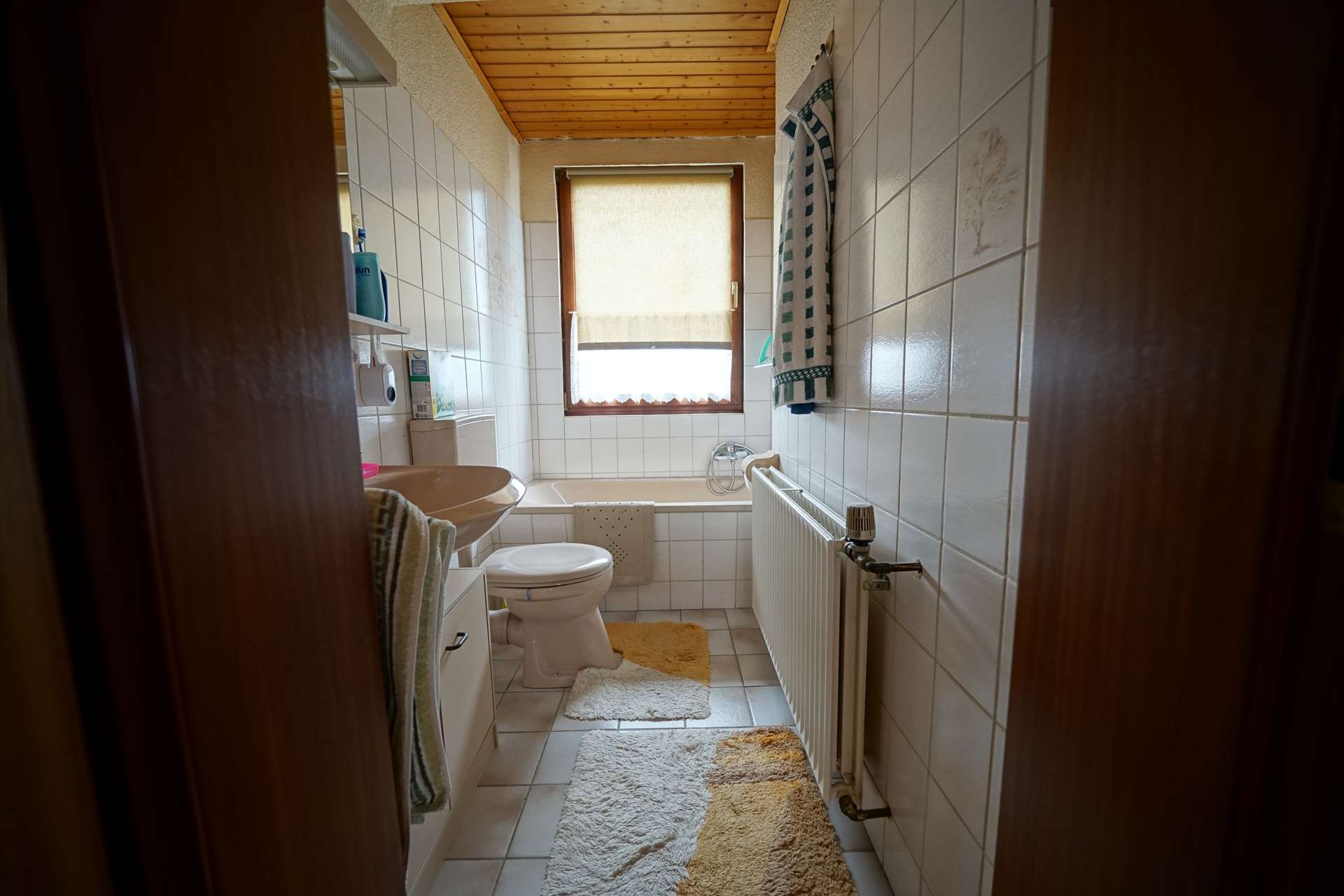 Bad DG – Reihenmittelhaus mit drei Wohneinheiten in gefragter Lage, Bremen