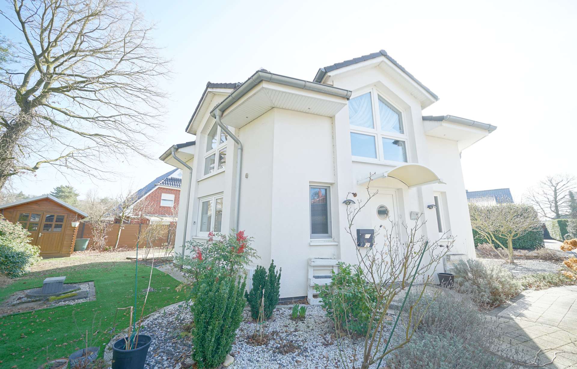 Eignag und Garten – Individuelles Einfamilienhaus mit Garage in ruhiger Lage, Achim