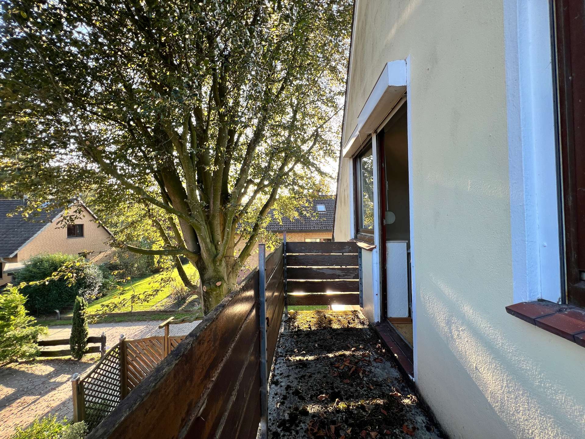 Balkon – Einfamilienhaus mit Doppelgarage und Garten in ruhiger Wohnlage, Lilienthal