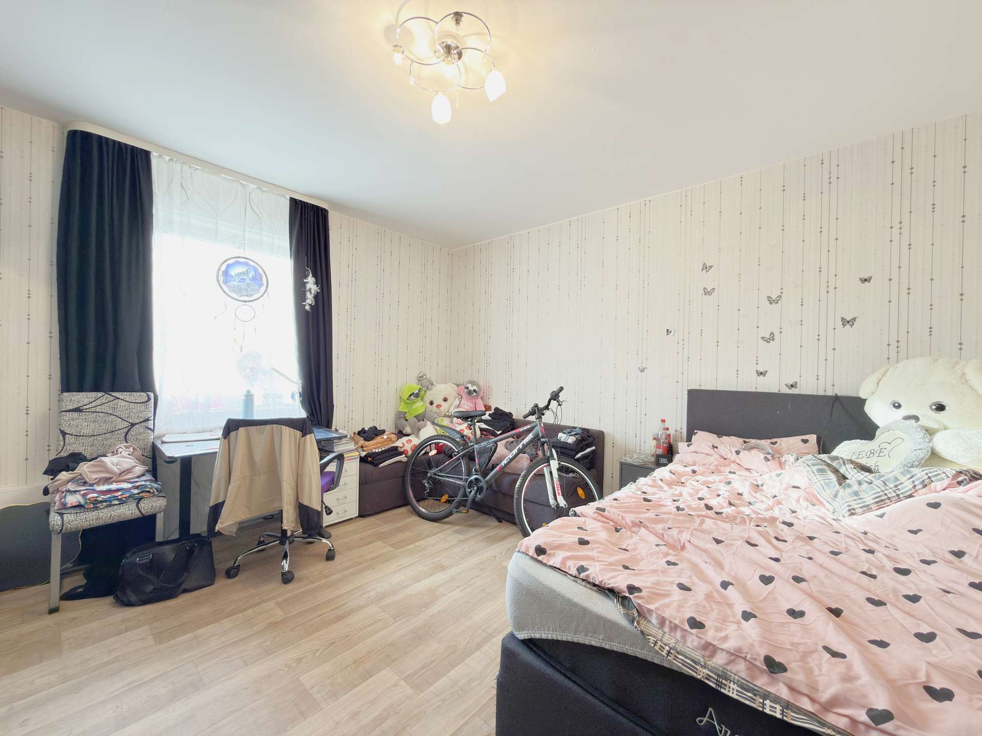 Schlafzimmer – Vermietete Eigentumswohnung mit Loggia, Bremen