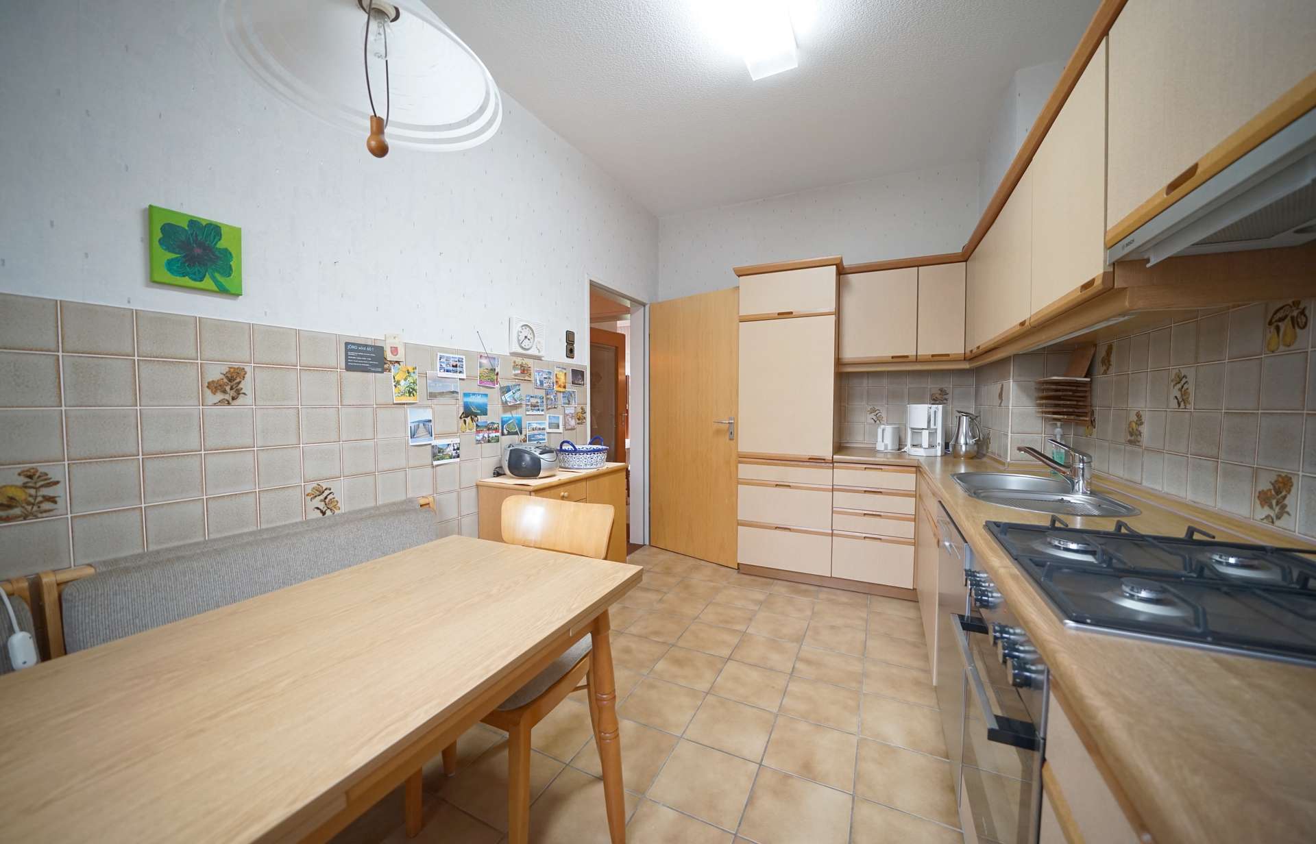 Küche II – Doppelhaushälfte mit Anbau und Garage auf großem Grundstück, Bremen