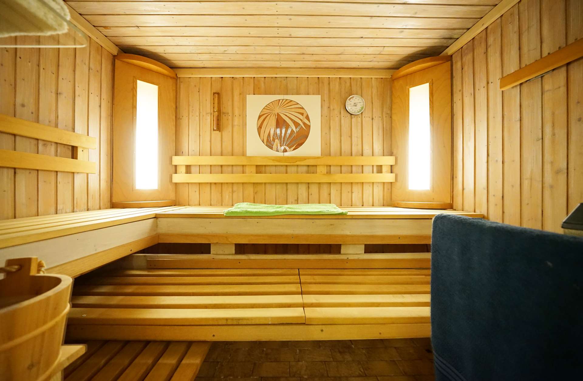 Sauna – Courtagefrei! Charmantes Einfamilienhaus auf attraktiven Hanggrundstück mit Carport, Ritterhude