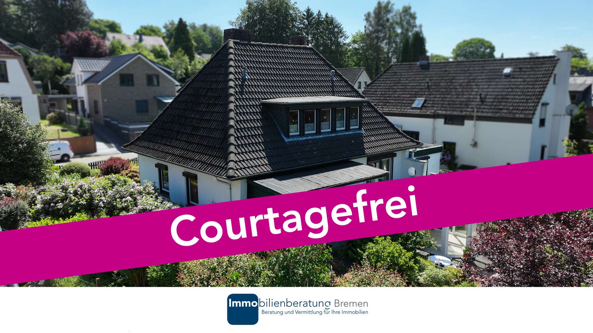 Courtagefrei! Charmantes Einfamilienhaus auf attraktiven Hanggrundstück mit Carport