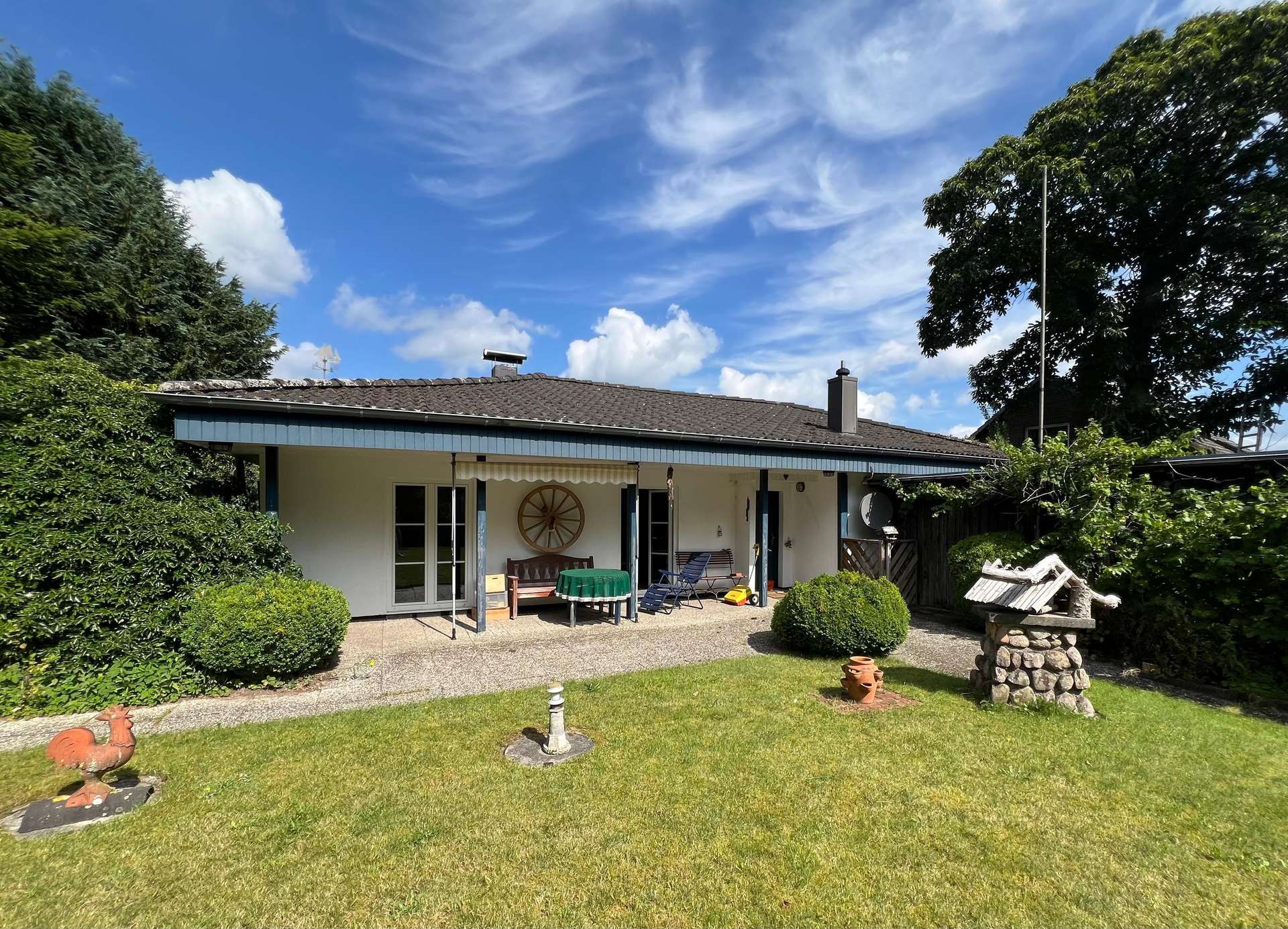 Hausansicht – Provisionsfrei: Bungalow mit Garage auf großem Grundstück, Flensburg