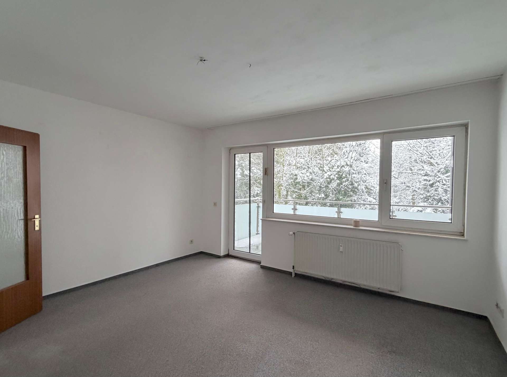 OG Rechts Wohnzimmer – 1 Zimmer Eigentumswohnung in zentraler Lage von Oldenburg, Oldenburg