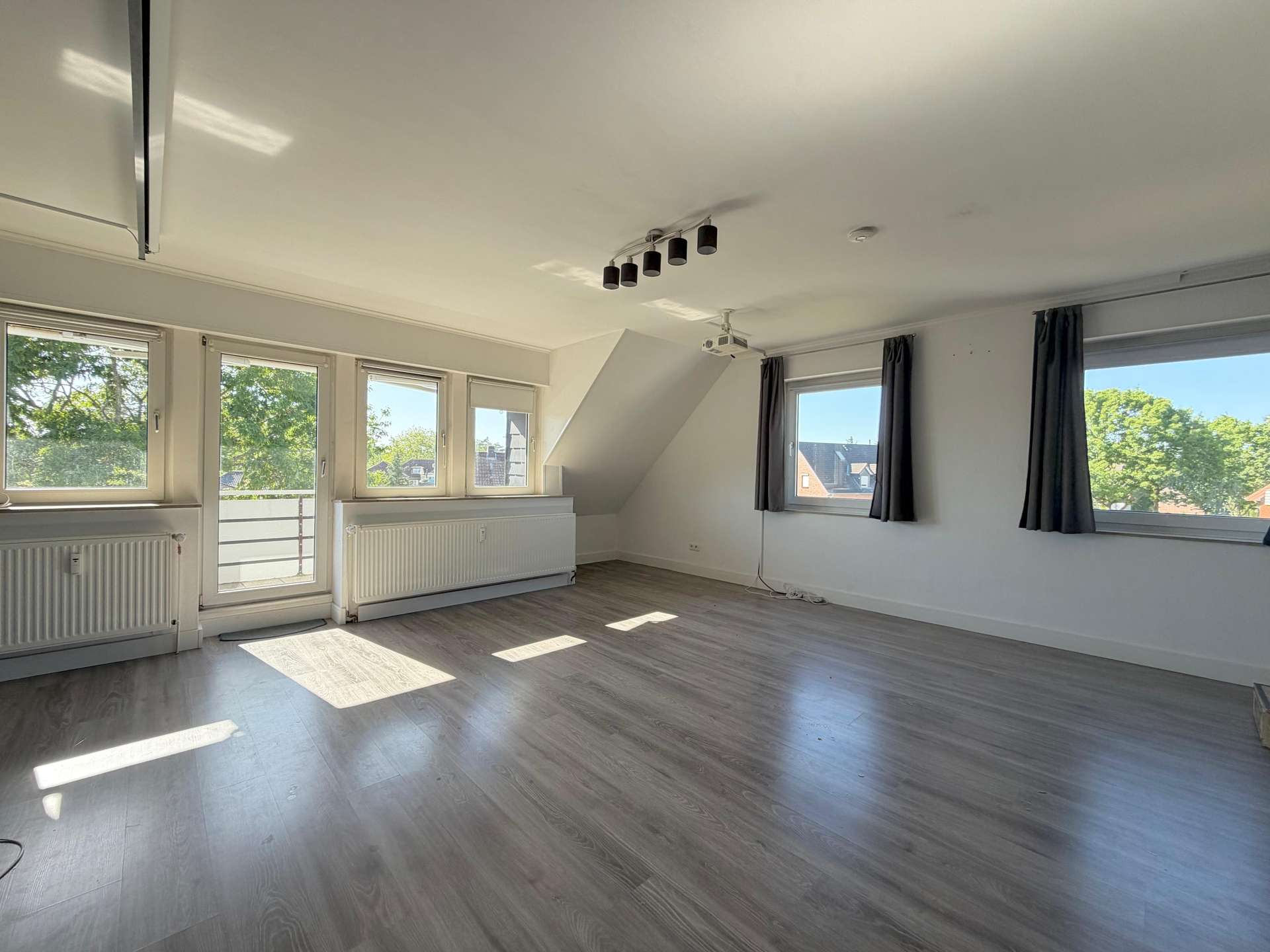 Wohnzimmer – Eigentumswohnung mit Balkon in begehrter Lage von Kirchweyhe, Weyhe