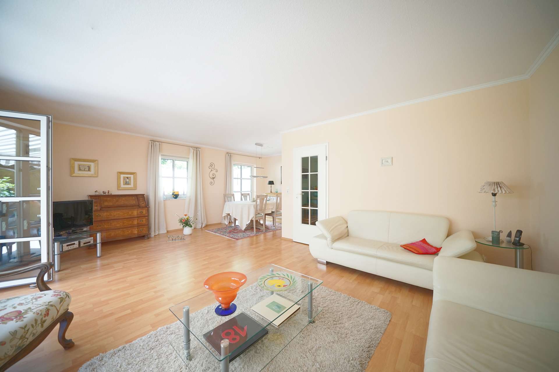 Wohnzimmer – Charmante DHH mit Garage in begehrter Lage, Bremen