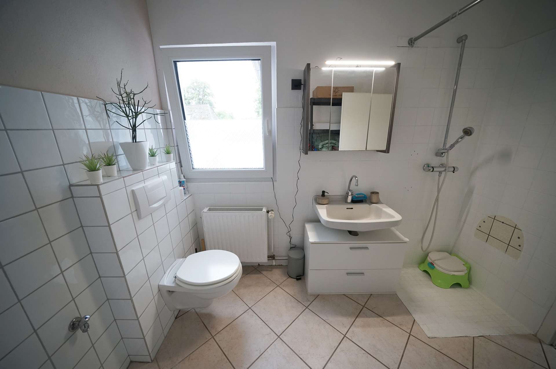 Bad EG – Einfamilienhaus mit Garage in idyllischer Lage, Kirchlinteln