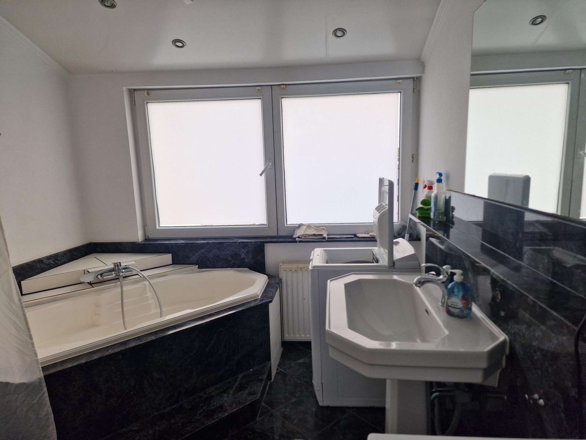 Bad – Möbliertes WG-Zimmer in der Neustadt, Bremen