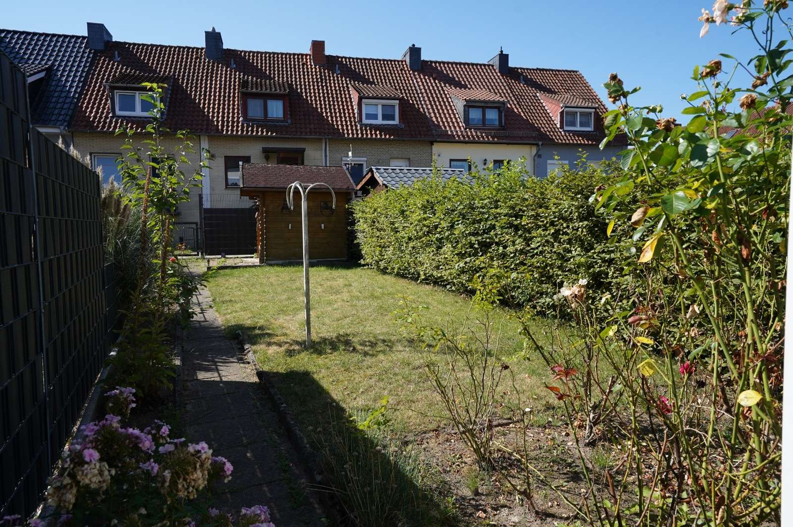 Garten – Einziehen & wohlfühlen – modernisiertes Reihenhaus, Bremen