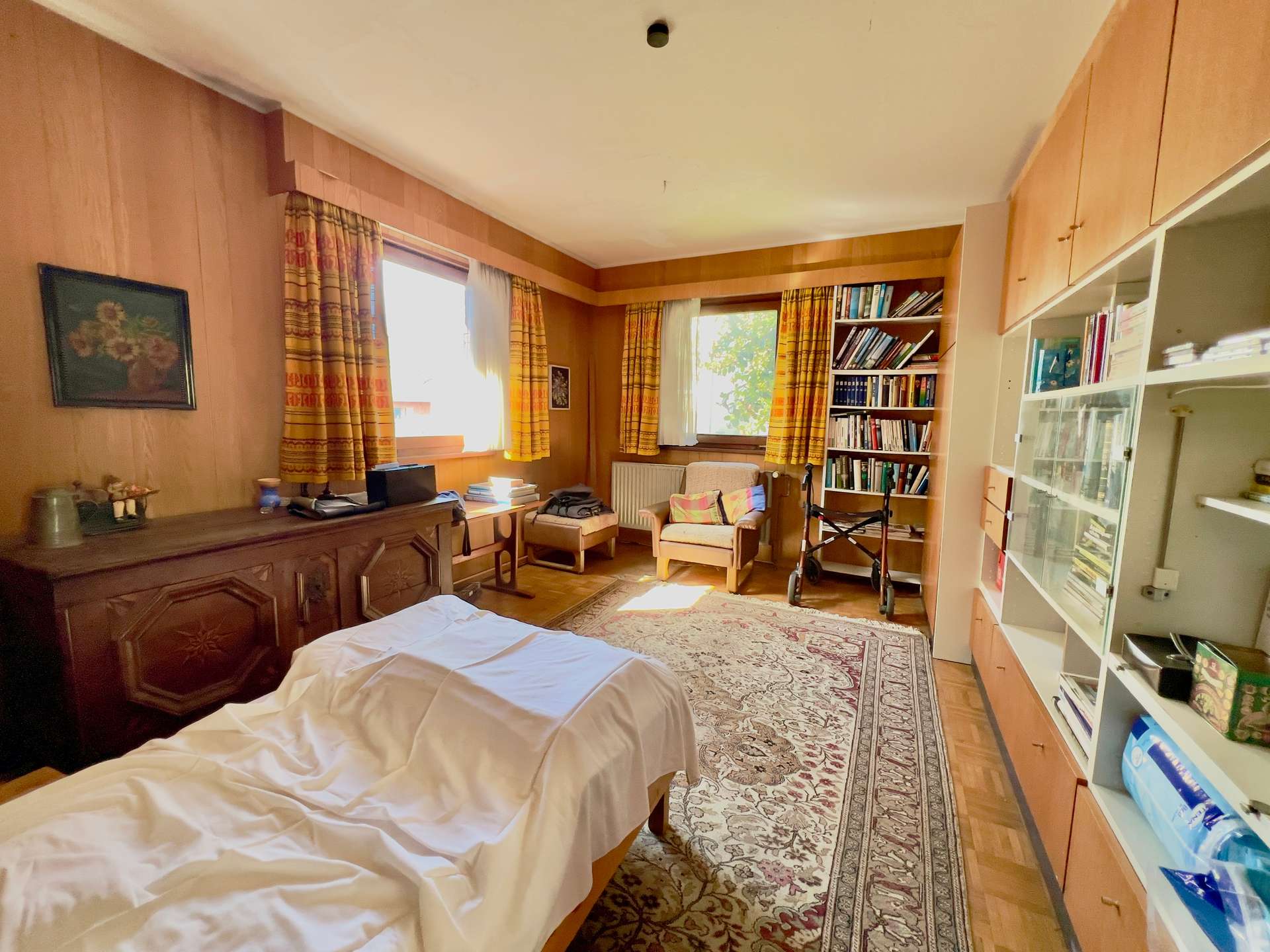 Schlafzimmer 2 – Einfamilienhaus mit Wintergarten und Garage in ruhiger Lage, Bremerhaven