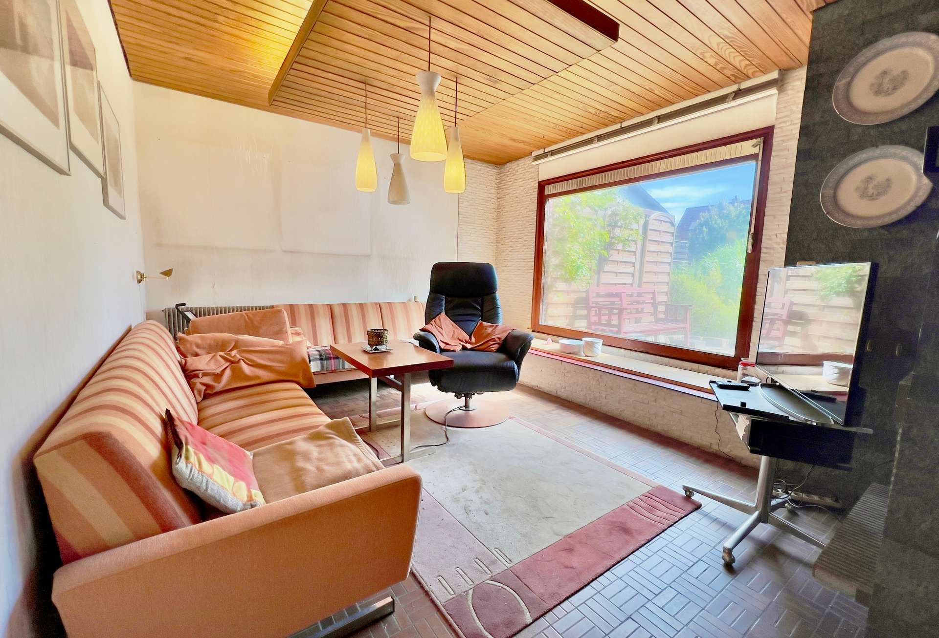 Wohnzimmer – Einfamilienhaus mit Wintergarten und Garage in ruhiger Lage, Bremerhaven